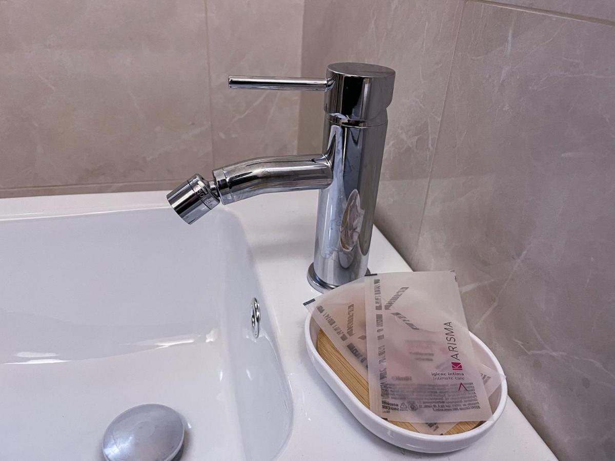 Hotel Sicilyhouse Palermo Esterno foto