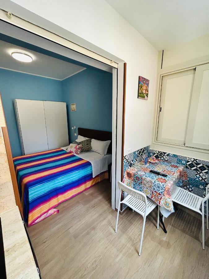 Hotel Sicilyhouse Palermo Esterno foto