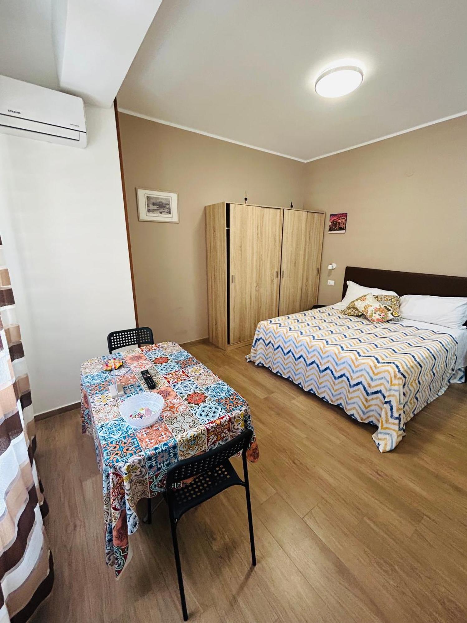 Hotel Sicilyhouse Palermo Esterno foto